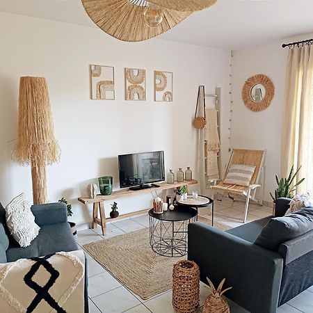 Ferienwohnung Un Nid D'Amour Ruoms Exterior foto