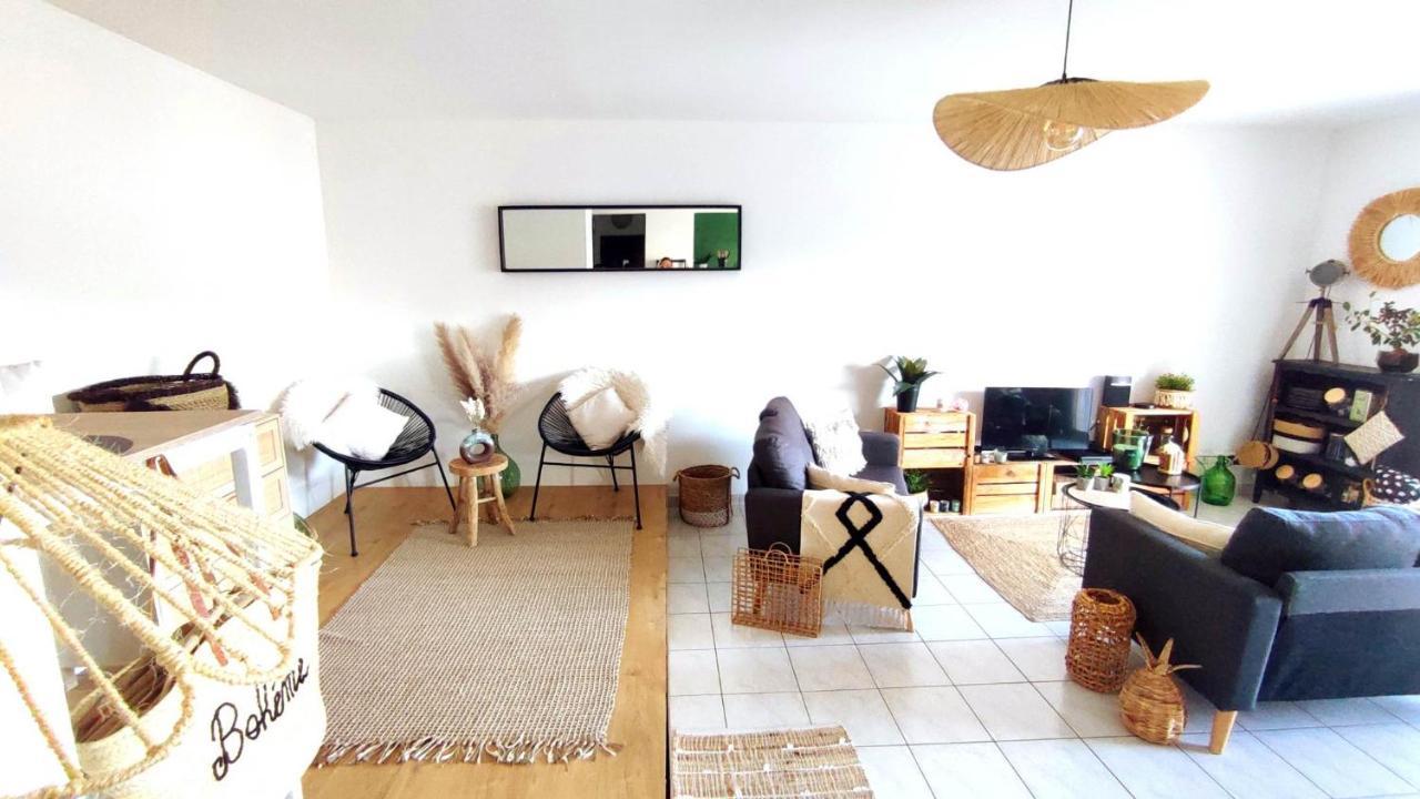 Ferienwohnung Un Nid D'Amour Ruoms Exterior foto
