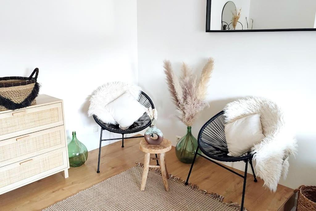 Ferienwohnung Un Nid D'Amour Ruoms Exterior foto