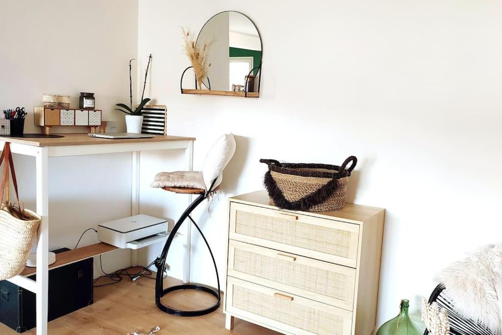 Ferienwohnung Un Nid D'Amour Ruoms Exterior foto