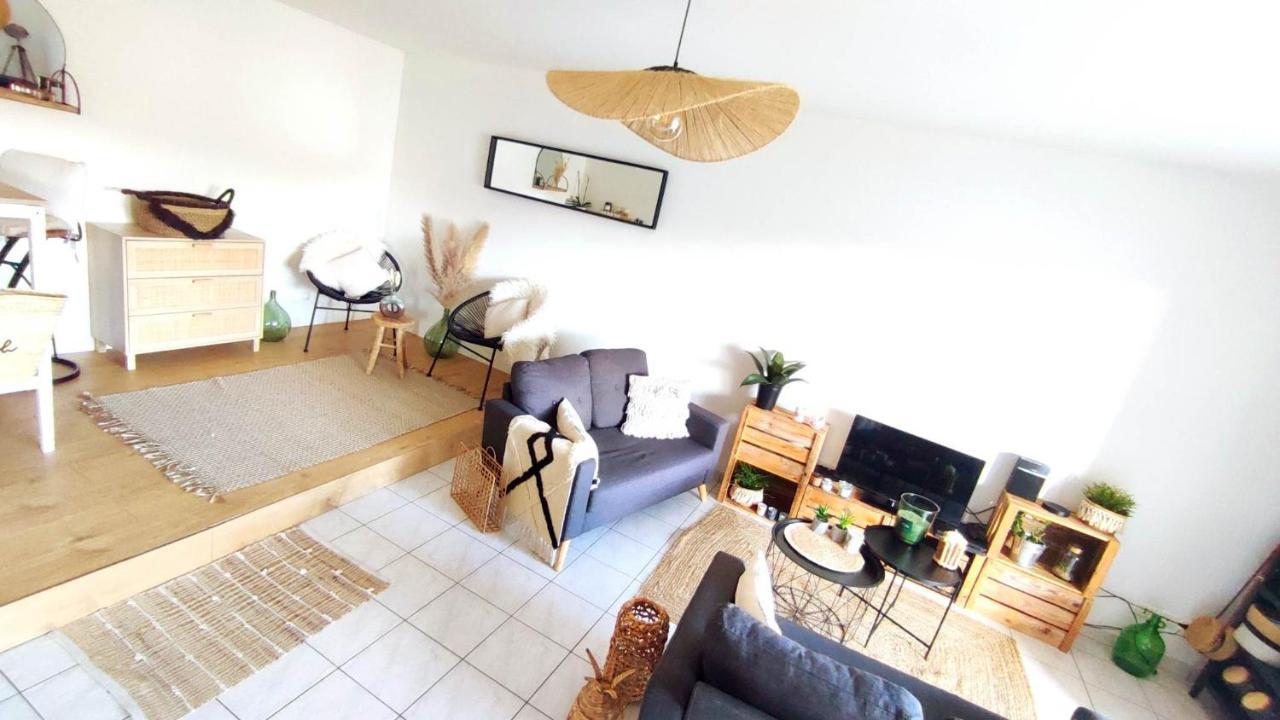 Ferienwohnung Un Nid D'Amour Ruoms Exterior foto