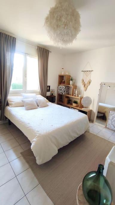 Ferienwohnung Un Nid D'Amour Ruoms Exterior foto