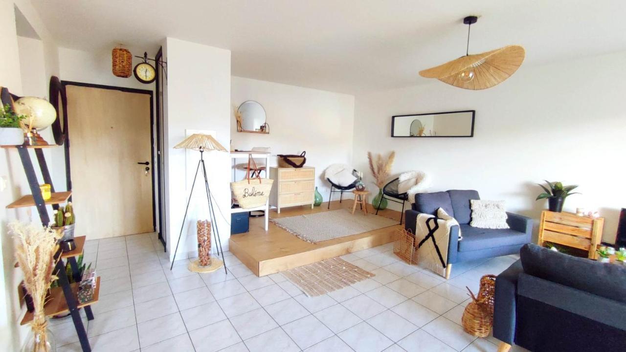 Ferienwohnung Un Nid D'Amour Ruoms Exterior foto
